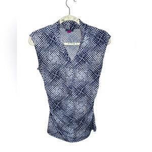Vince Camuto top size Small black and white